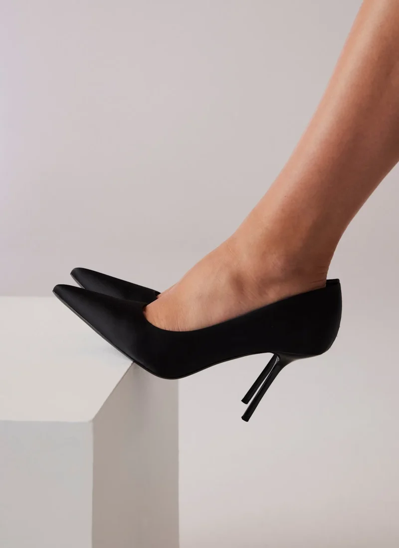 black court high heels for women