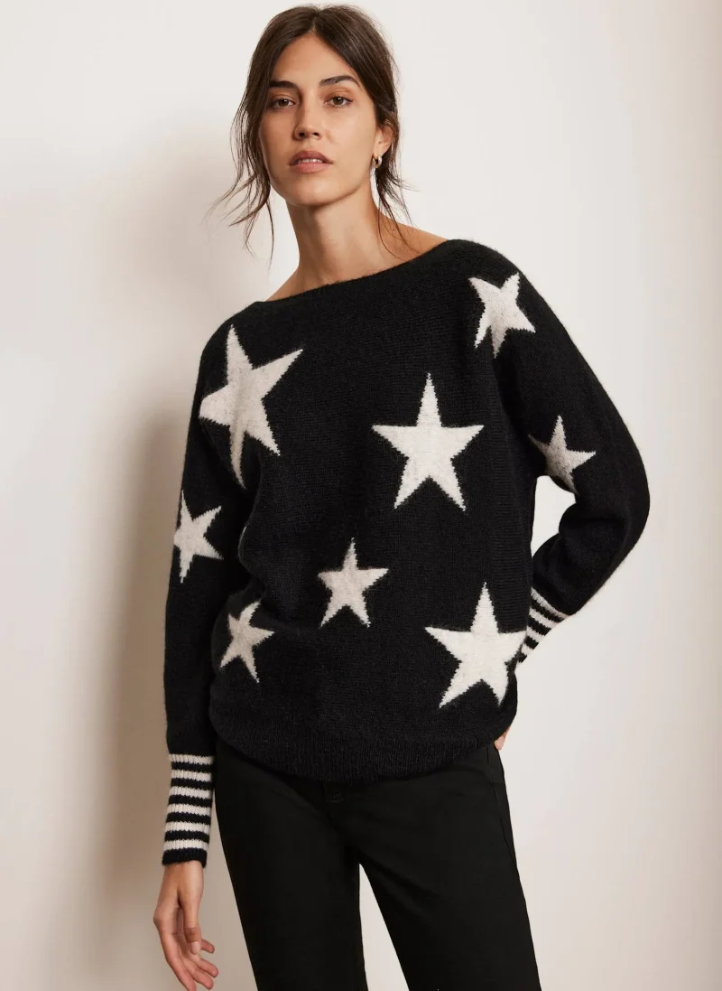 black star pattern knit jumper