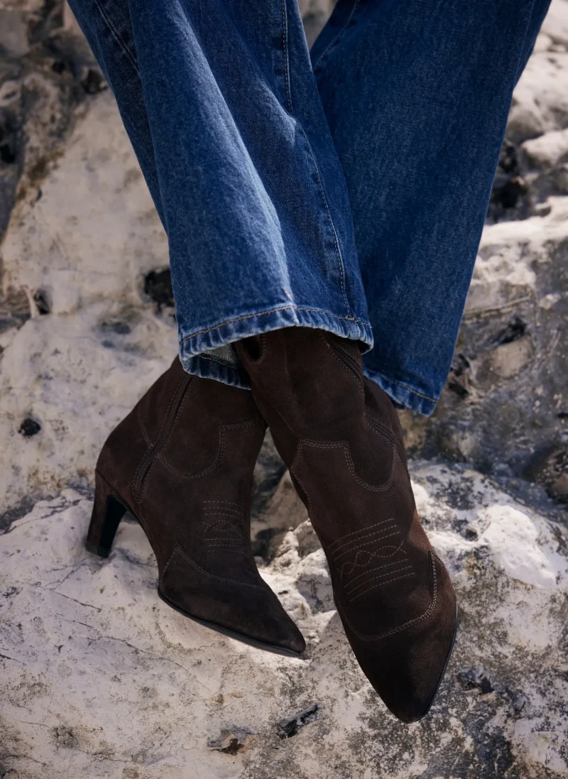 brown suede ankle western boots