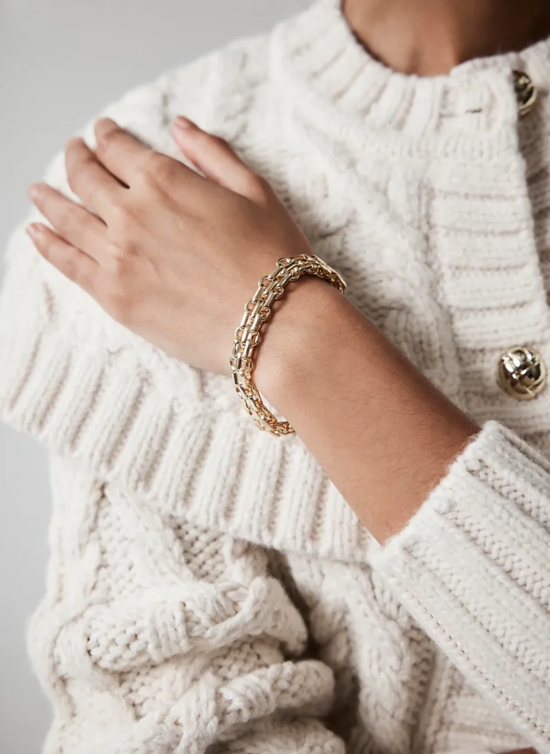 gold chain bracelet