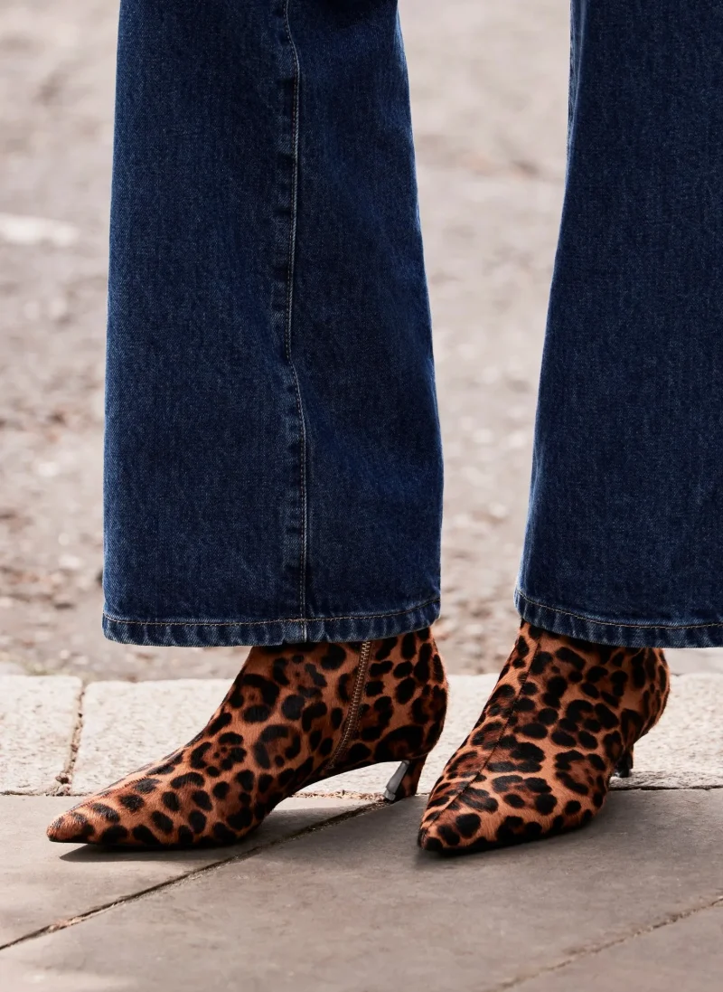 leopard leather ankle boots trendy textured design