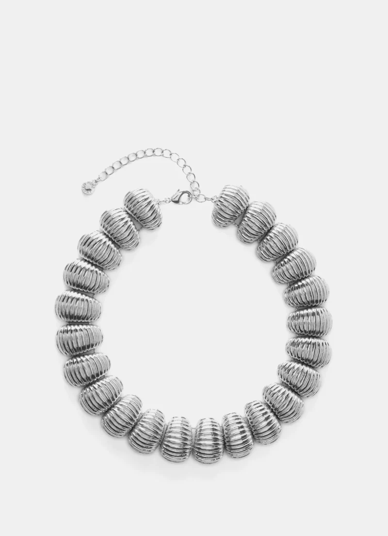 silver ribbed statement necklace